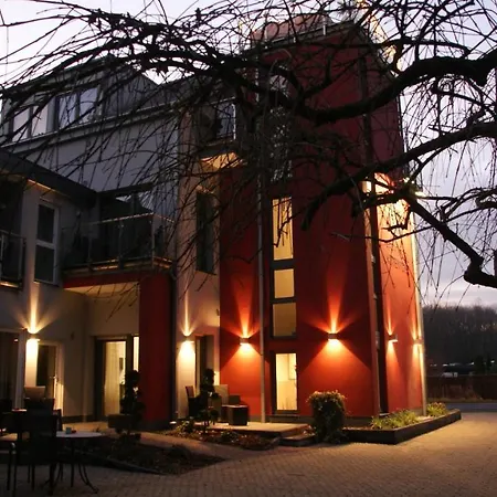 Kottenforst 3* בון