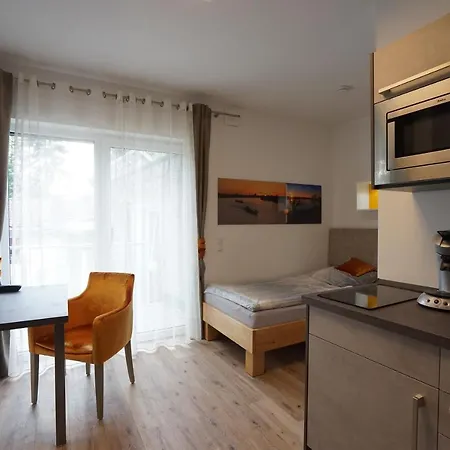 Kottenforst 3* בון