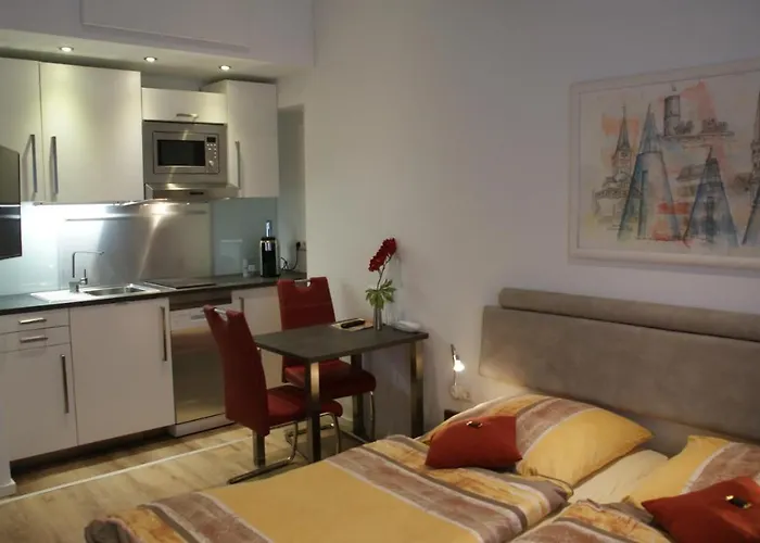 Aparthotel Kottenforst 3*